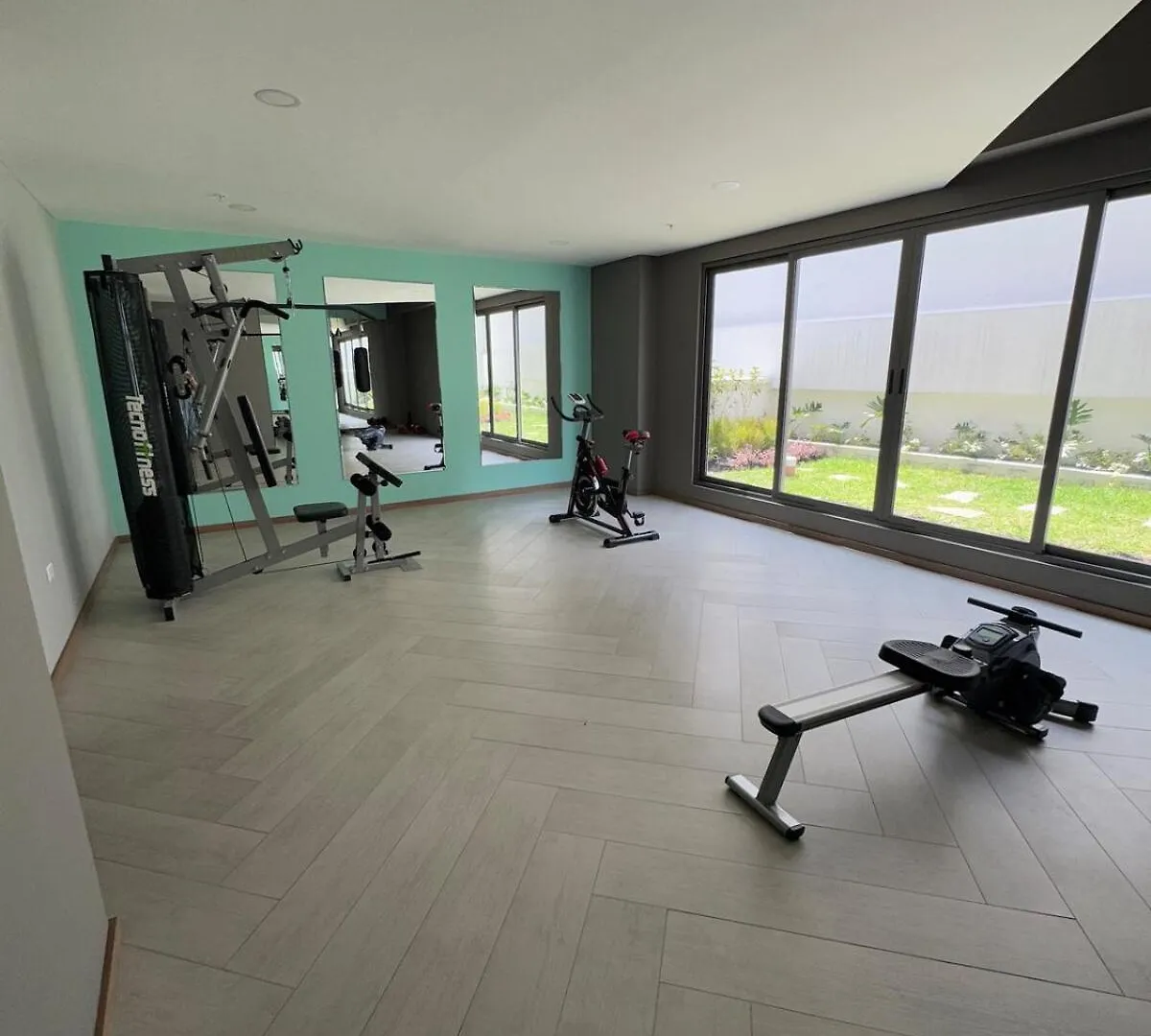 Peaceful Apartment With Gorgeous View And Wifi Quito