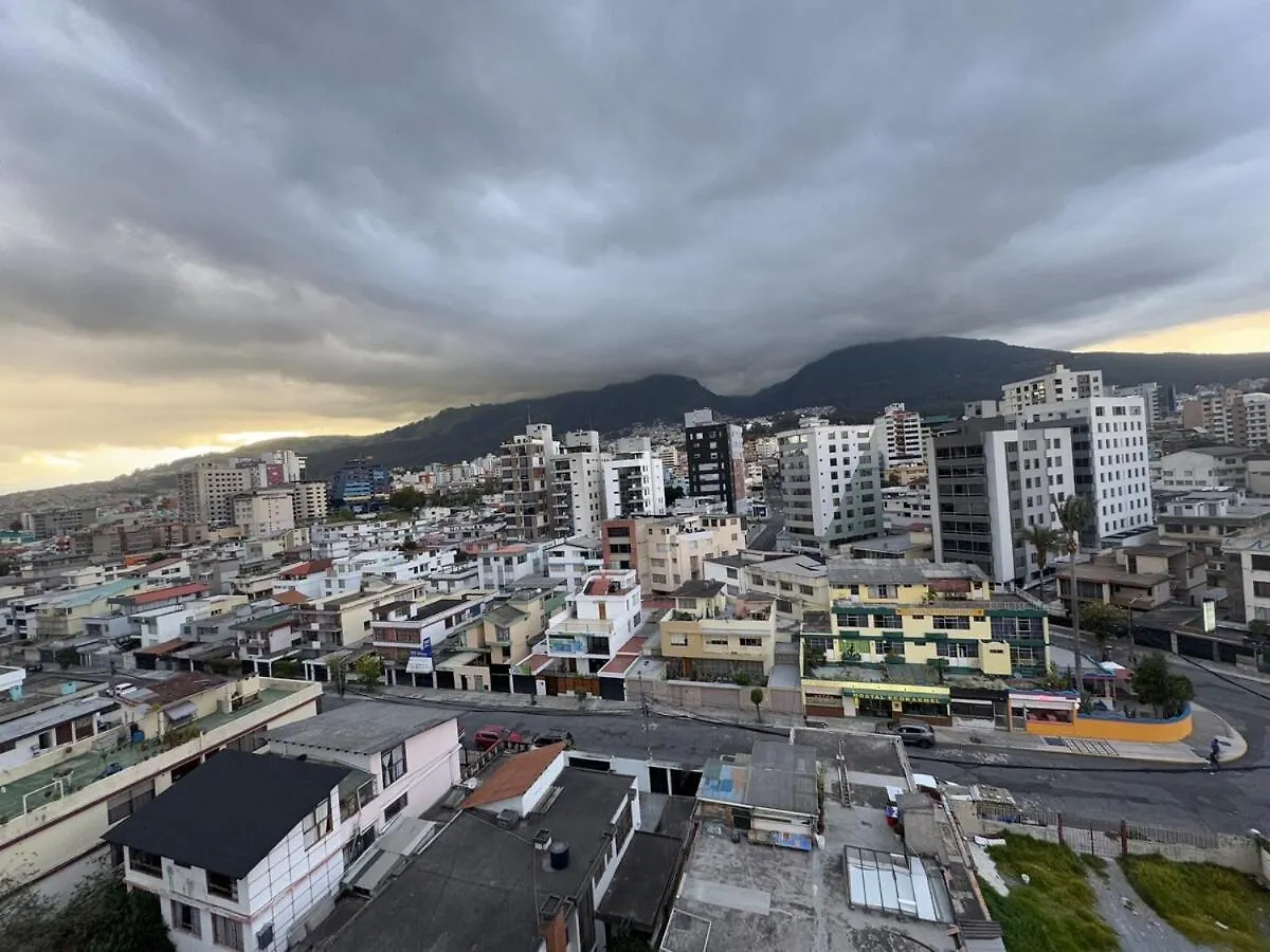 Peaceful Apartment With Gorgeous View And Wifi Quito Ecuador